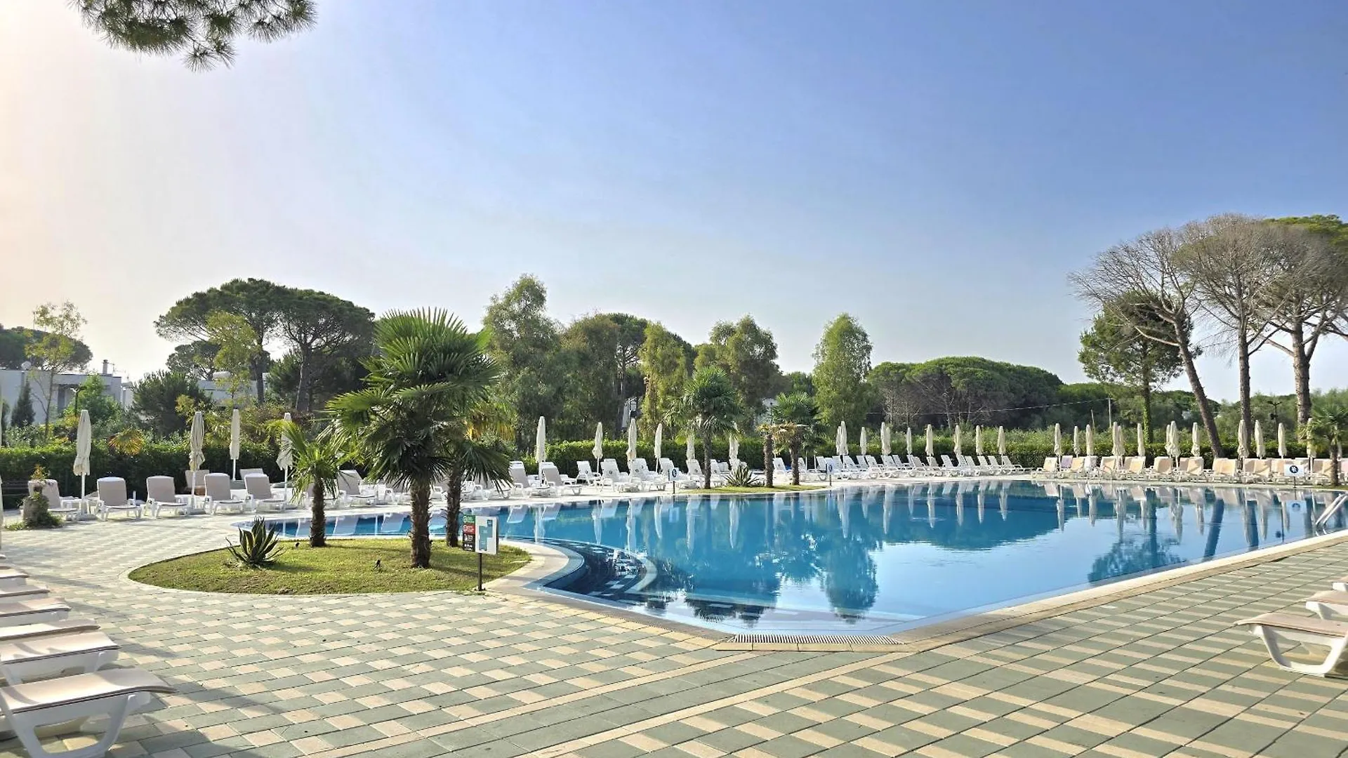 Апартаменты Perla Holiday Homes 246 Plazhi San Pietro