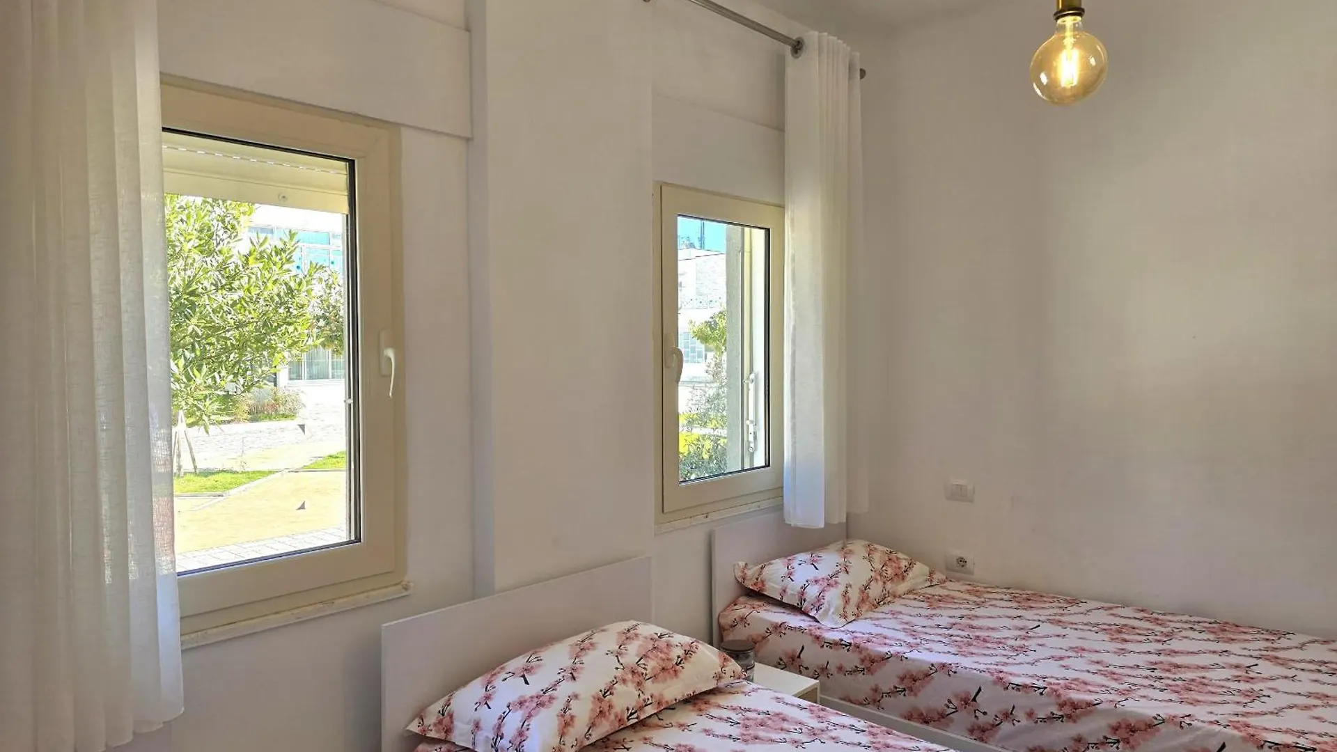 Perla Holiday Homes 246 Plazhi San Pietro 0*,